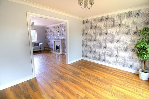 4 bedroom detached house for sale, Retford Avenue, Rochdale OL16