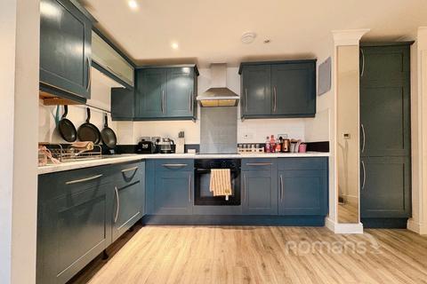 2 bedroom apartment for sale, Heathcote Road, Camberley, Surrey