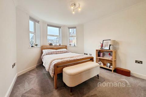 2 bedroom apartment for sale, Heathcote Road, Camberley, Surrey