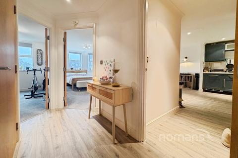 2 bedroom apartment for sale, Heathcote Road, Camberley, Surrey