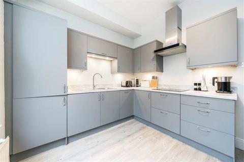 Flat 2, 16 Akerman Road, London, SW9 6SW