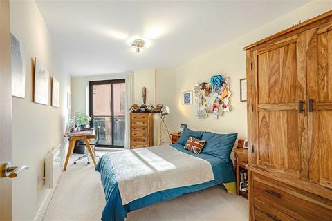 1 bedroom flat for sale, Webber Street, London SE1