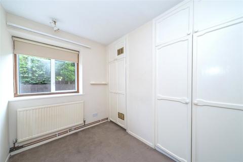 29 Cumberland Close, Twickenham, TW1 1RS
