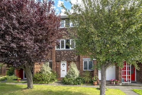 2 bedroom maisonette for sale, Cumberland Close, St Margarets, TW1