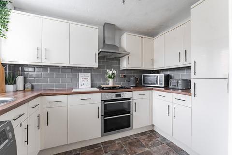 3 bedroom semi-detached house for sale, Nidderdale, Carlton Colville