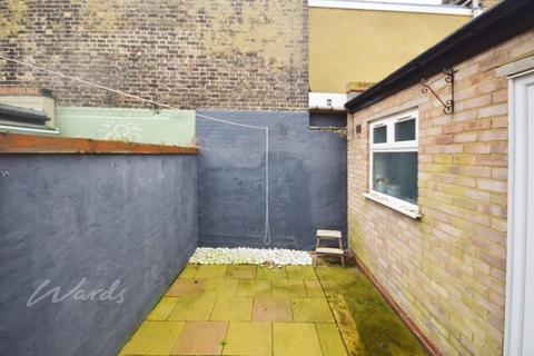 2 bedroom terraced house to rent, Poets Corner Margate CT9