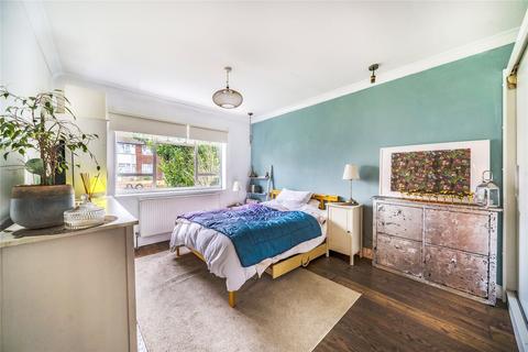 2 bedroom maisonette for sale, Shrewsbury Close, Surbiton KT6