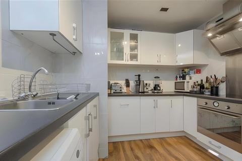 1 bedroom flat for sale, Caxton Street, London SW1H