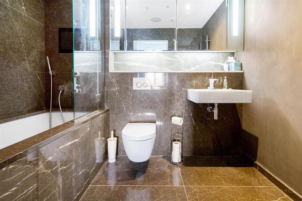 Bathroom.jpg