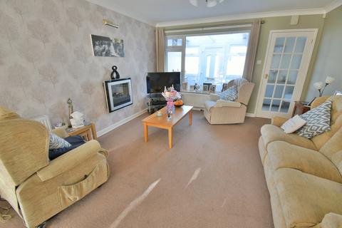 2 bedroom bungalow for sale, Coppice Avenue, Ferndown, BH22