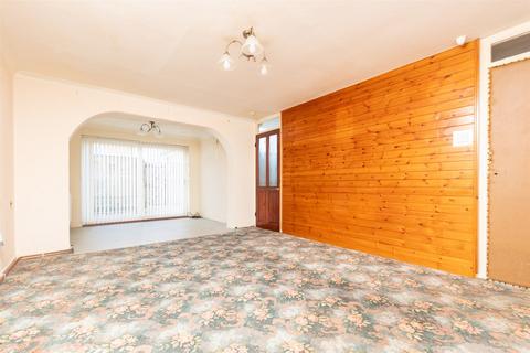 3 bedroom terraced house for sale, Gardenia Court, Laindon, Basildon, Essex