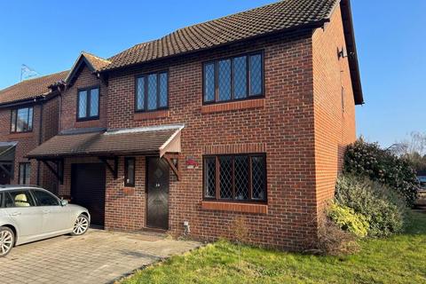 Selbourne Road, Burpham GU4