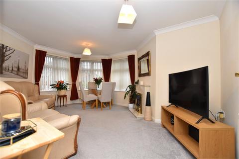 3 bedroom apartment for sale, Turnberry Gardens, Tingley, Wakefield, West Yorkshire