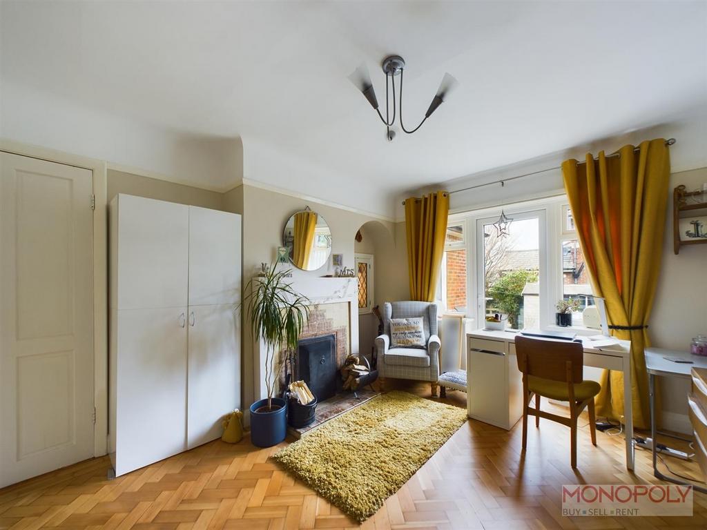 Dining/family room