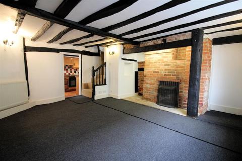 2 bedroom house to rent, Castle Street, Aylesbury