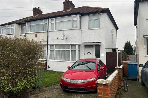 Waltham Drive, Edgware, HA8