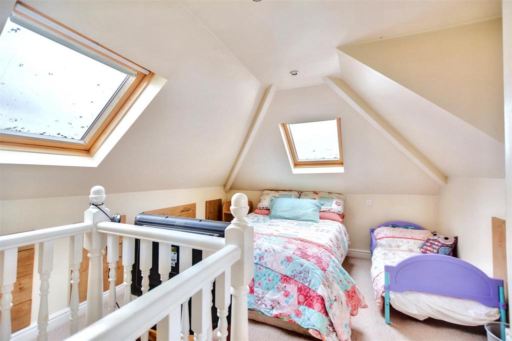 Bedroom 4 1.jpeg