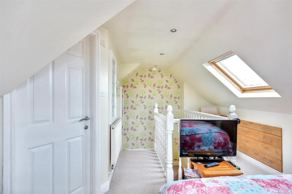 Bedroom 4 3.jpeg