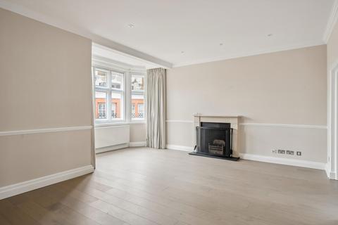 4 bedroom flat to rent, Cadogan Gardens, Knightsbridge, London, SW3