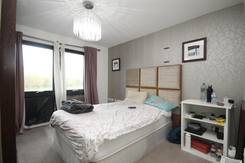 2 bedroom flat to rent, Williams Way, Wembley, Middlesex HA0