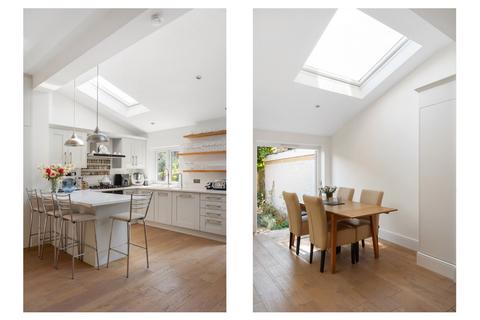 93 Bramley Road, London, W5 4ST