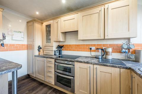 3 bedroom semi-detached house for sale, Helston Close, Stourbridge, DY8 5DA