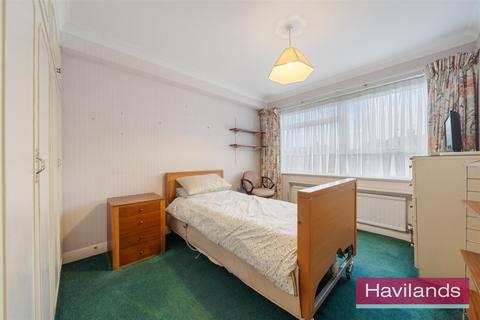Flat 16, Chesterfield Lodge Church Hill, London, N21 1LW