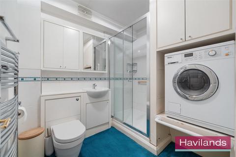 Flat 16, Chesterfield Lodge Church Hill, London, N21 1LW
