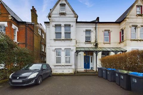 1 bedroom flat for sale, Croham Road, South Croydon CR2