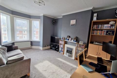 1 bedroom flat for sale, Victoria Road, Exmouth, EX8 1DW