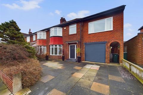 5 bedroom semi-detached house for sale, Rothley Way, Whitley Bay