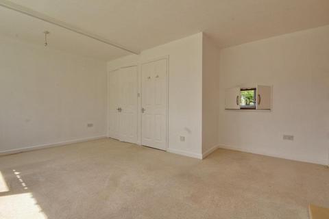 1 bedroom flat to rent, St Marys Mount, Cottingham