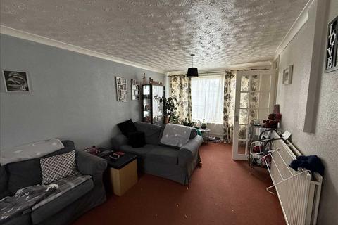 15 Thames Walk, Corby, NN17 2HB