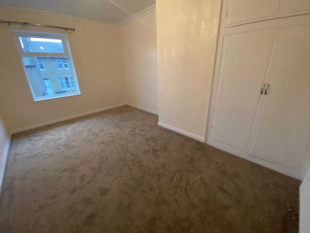 SECOND BEDROOM.jpg