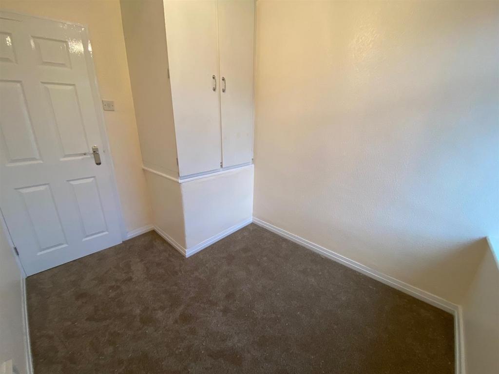 SMALL BEDROOM 2.jpg