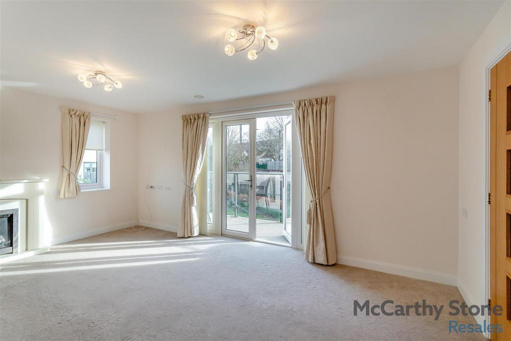 8635289-interior05.jpg