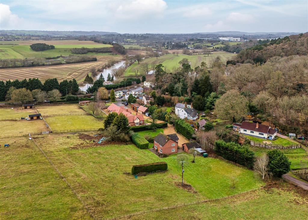 Quatford Grange-drone3.jpg