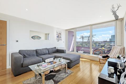 2 bedroom flat for sale, Mallard Point, Bow