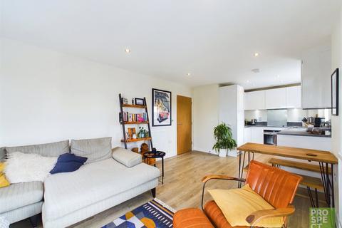 2 bedroom apartment for sale, Wallingford Way, Maidenhead, Berkshire, SL6