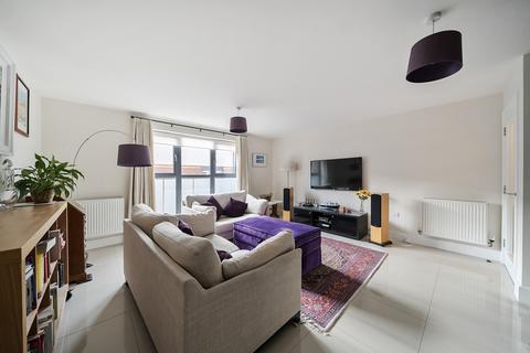 2 bedroom apartment for sale, Caravan Lane, Rickmansworth, Hertfordshire