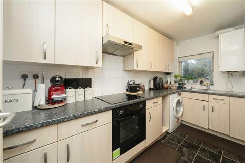 1 bedroom flat for sale, Station Parade, London NW2