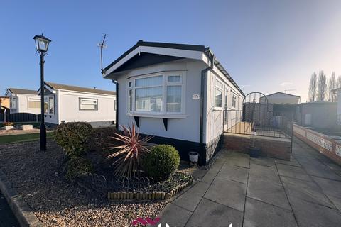 undefined, Palm grove court, Doncaster DN8