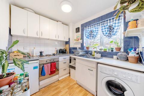 Studio for sale, Grinstead Road, Inwen Court Grinstead Road, SE8