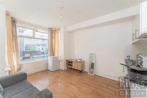 1 bedroom ground floor flat for sale, Winchester Road, Edmonton, N9