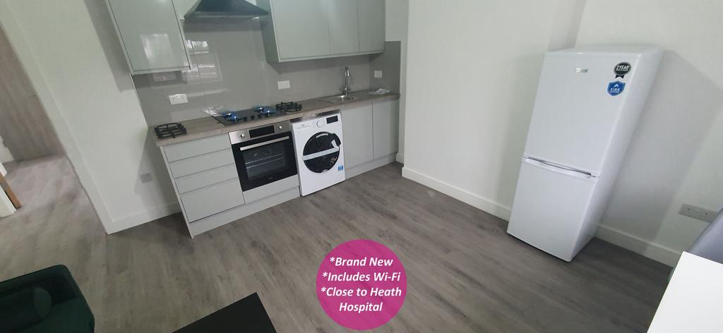 1 BED FLAT for Rent - Flat 4, 304 Whitchurch Road, Gabalfa, Cardiff. CF14 3NF - View 4