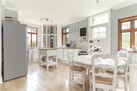 undefined, Moor Road, Bramhope, Leeds