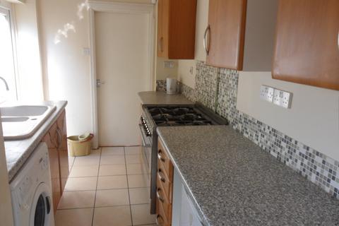 4 bedroom terraced house to rent, Monks Road, Stoke CV1