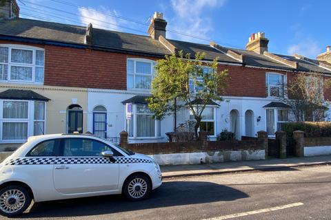 2 bedroom house for sale, Cornwall Road, Walmer, CT14