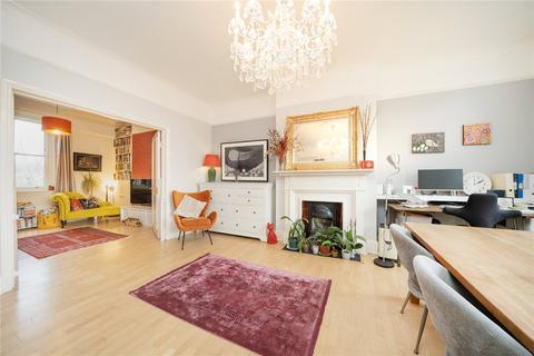 3 bedroom apartment for sale, London NW6