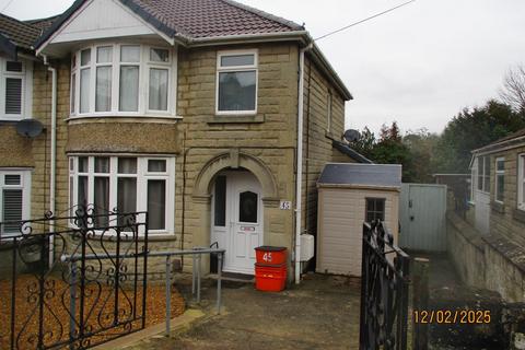 3 bedroom semi-detached house to rent, Bowood Road, Swindon